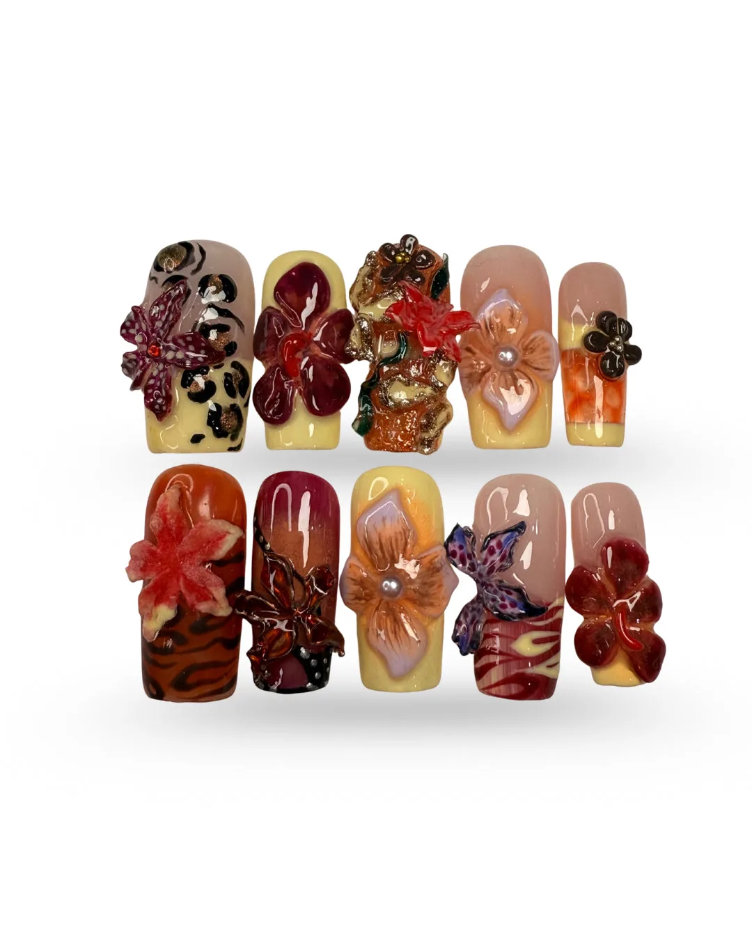 AUTUMN BLOOM. Hand-painted autumn press-on nails