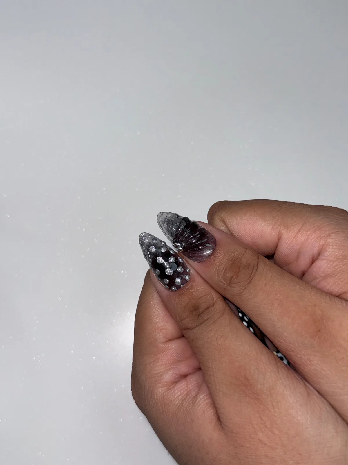 DOTS & WILD BLOOMS. View 4 of 6